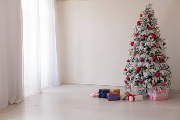 Feliz Natal árvore presentes Ano Novo Casa Interior — Fotografia de Stock