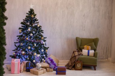 Noel iç ev Noel ağacı ve hediyeler yeni yıl kış Garland ışıklar