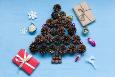 Noel yılbaşı ağacı hediye kartpostal kış tatil tatil arka plan