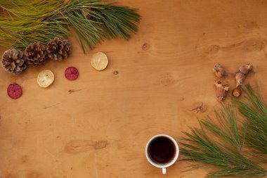 Noel arka plan yılbaşı ağacı Yılbaşı hediyeleri dekor dekorasyon kış tatil