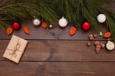 Noel arka plan kartı Noel ağacı tatil yeni yıl hediyeleri dekor