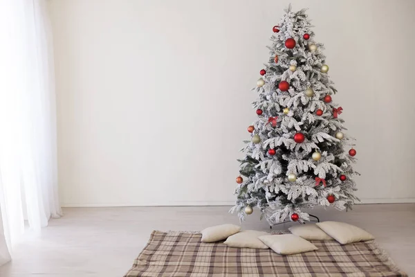 Casa de árvore de Natal Interior ano novo férias presentes decoração de inverno — Fotografia de Stock