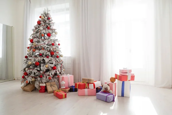 Weihnachten Hintergrund Weihnachtsbaum Neujahr Geschenke Dekor Dekoration Urlaub Winter — Stockfoto