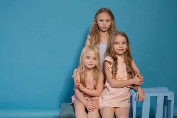 Tre bambine ragazza moda ritratto bello — Foto Stock