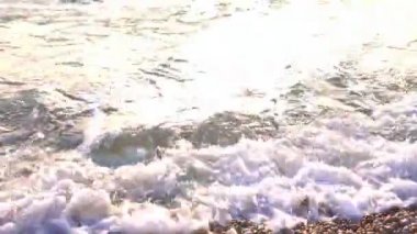 Çakıl Taşları ve Kum Yıkanmayı Bekledi
