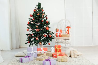 Noel ağacı arkaplanı yeni yıl kutlaması hediyeleri