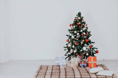 Noel ağacı arkaplanı yeni yıl kutlaması hediyeleri