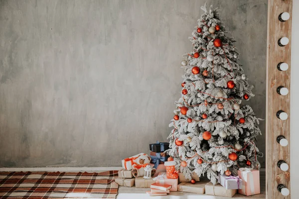 Casa Árvore de Natal Interior ano novo férias presentes inverno — Fotografia de Stock