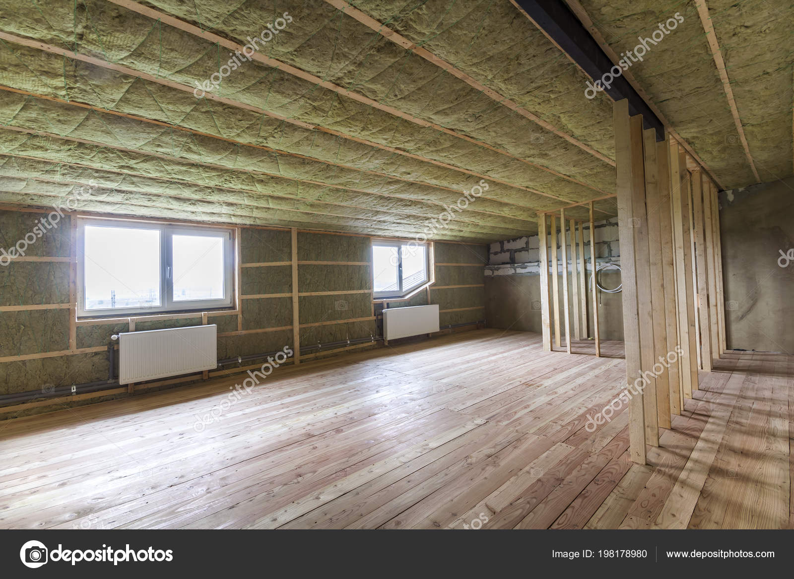 Construction Renovation Big Light Spacious Empty Room Oak