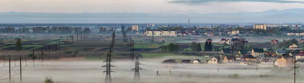 Hermoso Panorama Largas Filas Líneas Eléctricas Alta Tensión Que Extienden — Foto de Stock