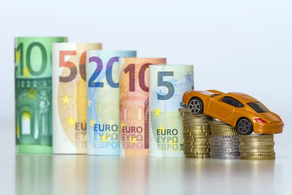 Fila Sfocata Centocinquanta Venti Dieci Cinque Nuove Banconote Euro Mucchio — Foto Stock
