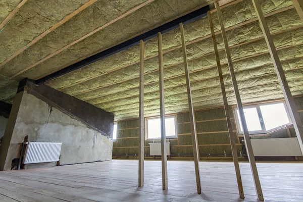 Construction Renovation Big Light Spacious Empty Room Oak Floor Walls — Stock Photo, Image