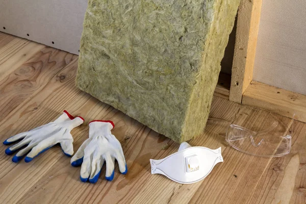Kőzetgyapot Üveggyapot Szigetelés Személyzeti Anyag Hideg Akadályt Eszközök Munka Üveggyapot — Stock Fotó
