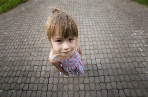 Detailní Portrét Lomené Pohled Shora Krásné Mladé Málo Bledě Nešťastné — Stock fotografie