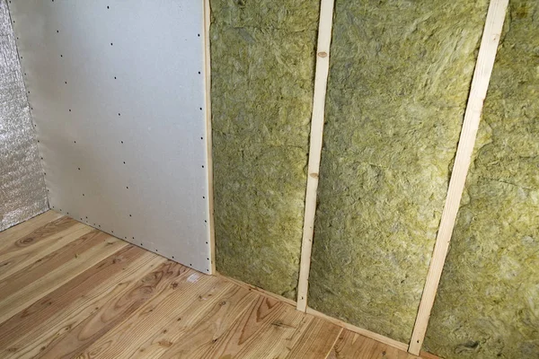 Dřevěný Rám Pro Budoucí Stěny Sádrokartonových Desek Izolaci Rockwool Laminát — Stock fotografie