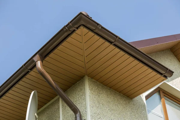 Onderste Weergave Detail Van Nieuwe Moderne Huis Top Met Decoratieve — Stockfoto