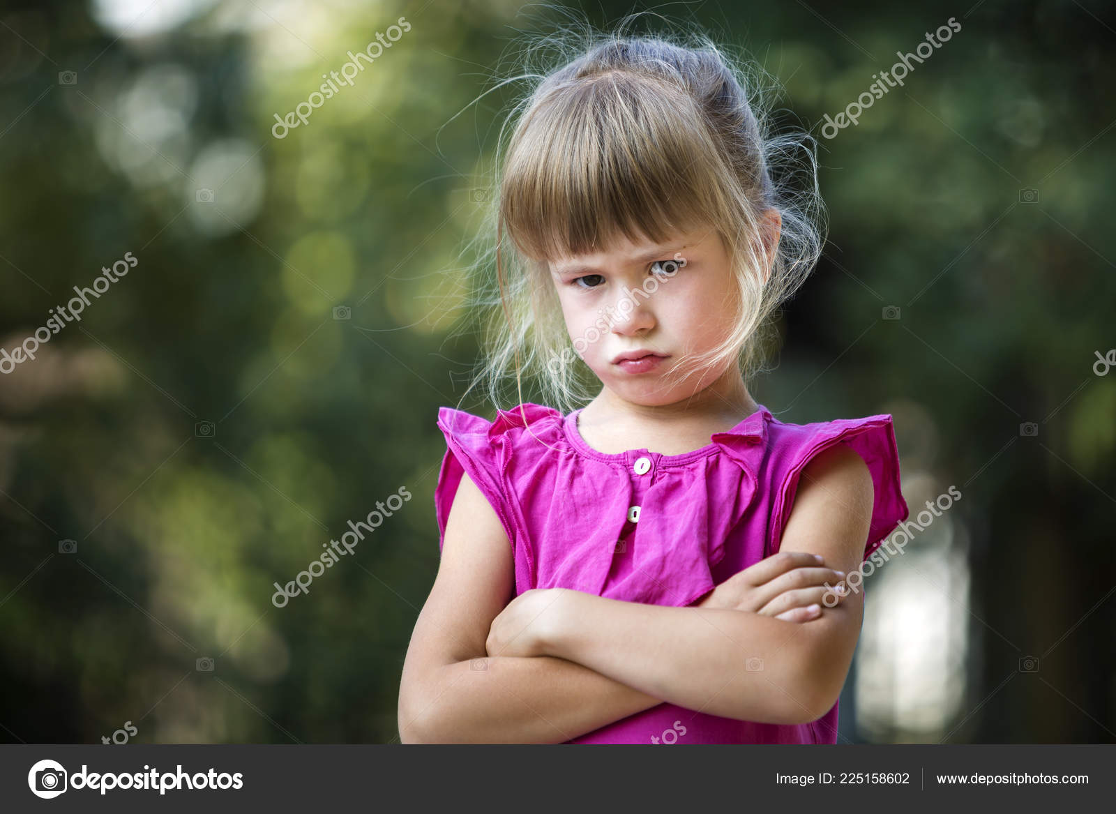 Portrait Pretty Funny Moody Young Blond Child Girl Pink Sleeveless — Stock Photo © bilanol.i.ua