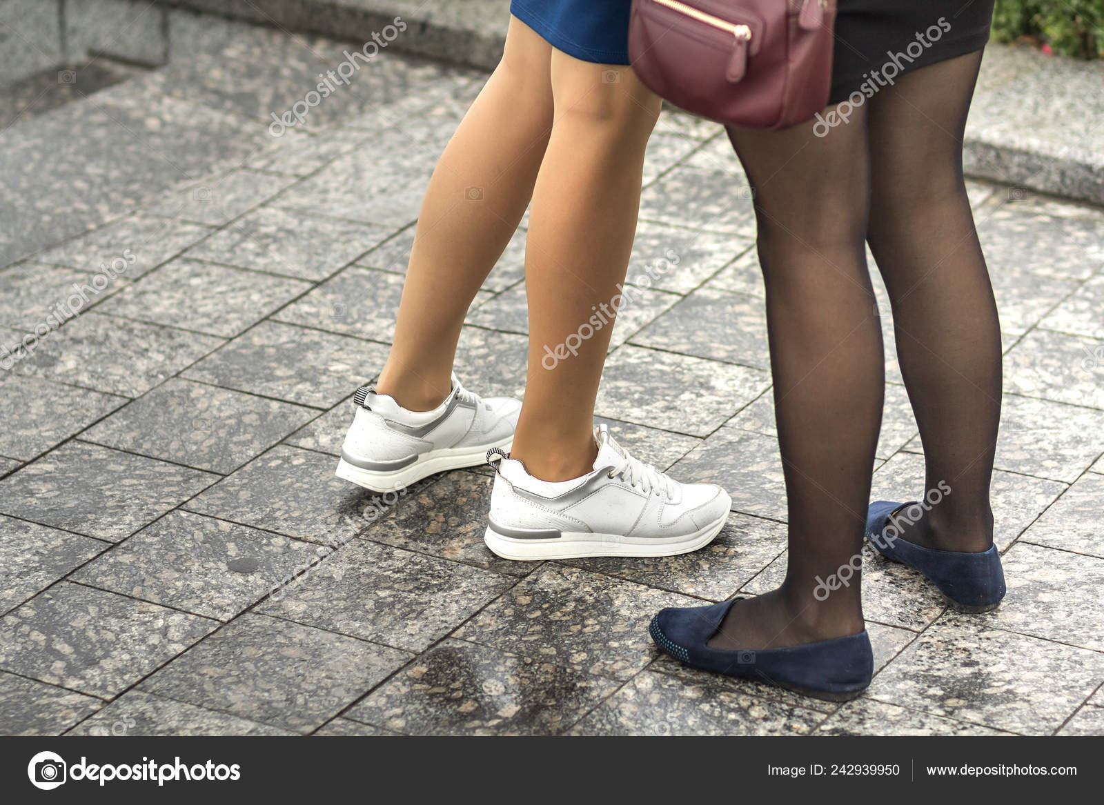 girls white leather tennis shoes