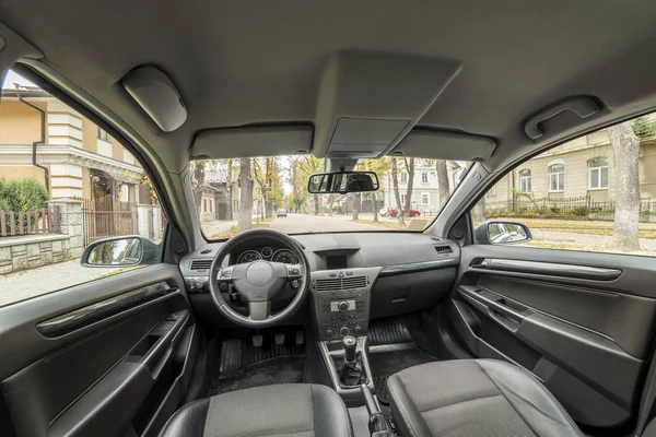 Luxurious Car Interior Dashboard Steering Wheel Gearshift Comfortable Seats Transportation — Stock Photo, Image