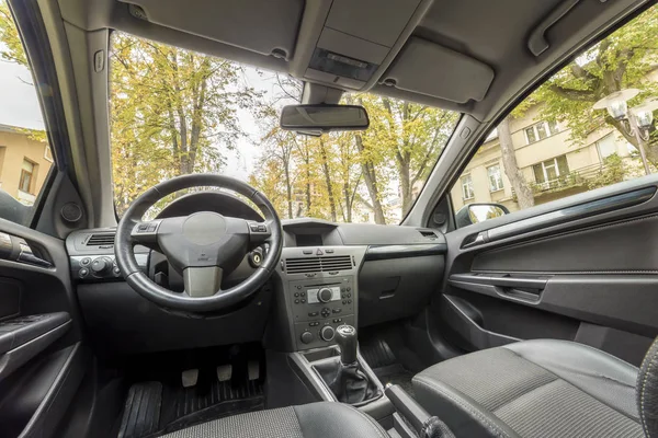 Lujoso Interior Del Coche Panel Control Volante Cambio Marchas Asientos — Foto de Stock