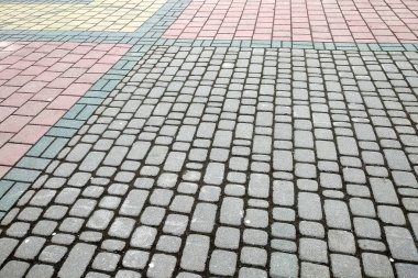 Perspektif içinde taş kaldırım. Granit Parke Taşı kaldırım döşeme