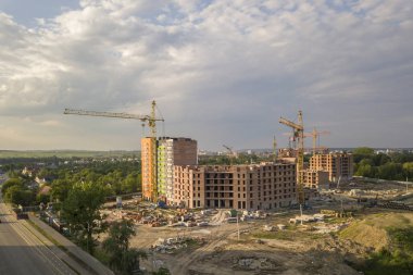 Bina sitenin havadan görünümü. Daire veya ofis binası altında