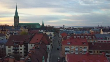 İsveç 'teki eski tarihi Linkoping şehrinin havadan görünüşü.