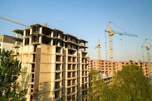 Edifícios Apartamentos Residenciais Vários Andares Construção Estrutura Concreto Tijolo Habitação — Fotografia de Stock