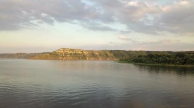 Geniş Dnister nehri ve Ukrayna 'daki 