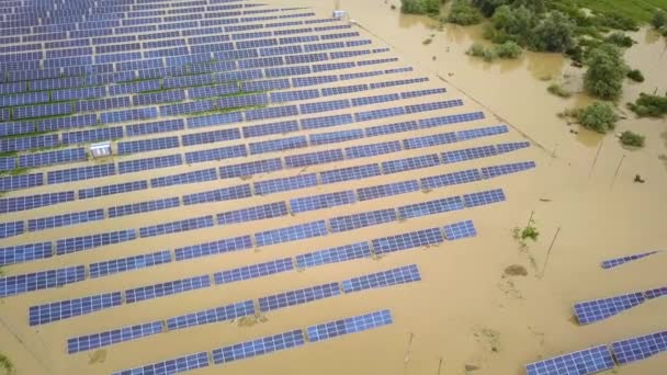 Vista Aérea Central Solar Inundada — Vídeos de Stock