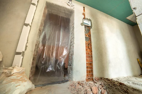 Duvarları Tavanı Yapım Aşamasında Olan Bir Apartman Dairesi — Stok fotoğraf