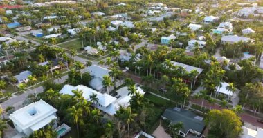 Punta Gorda 'nın havadan görünüşü, Florida' daki eski deniz kenti. Amerikan mimarisi