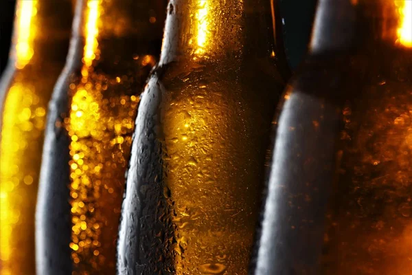 Birra Fredda Bottiglia Collo Primo Piano — Foto Stock