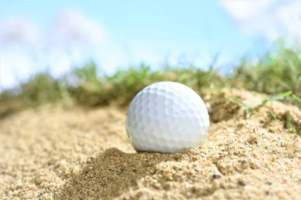 Golfbal Zand Bunker — Stockfoto