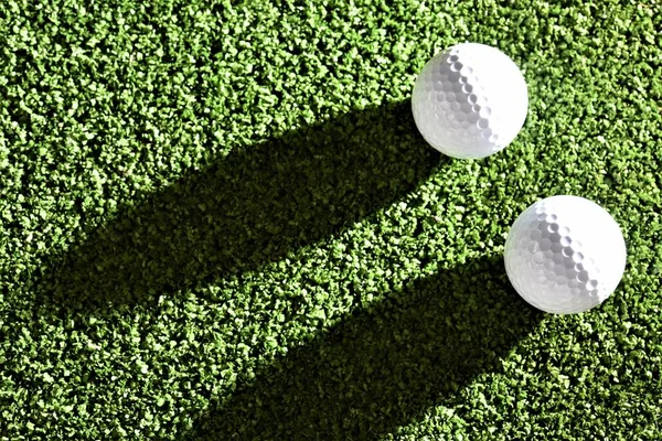 Pelotas Golf Sobre Césped Artificial Con Sombra — Foto de Stock