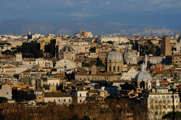 Roma Mons Janiculus Terrazza del Gianicolo Tepesi'nin yükseklikten panoramik