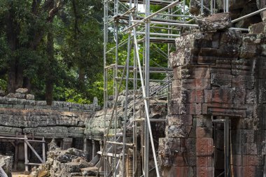Antik taş Banteay Kdei Tapınağı, Angkor Wat, Kamboçya berbat. Antik Tapınağı restorasyon iskele ile. Angkor Wat ayrıntı. Budizm kutsal yer. Asya seyahat fotoğraf. Kamboçya turizm gezi