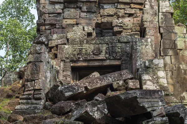 Antigua Ruina Piedra Templo Angkor Wat Templo Demolido Con Bajorrelieve —  Fotos de Stock