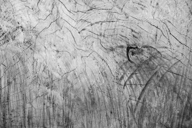 Monokrom sıkıntılı ahşap doku fotoğraf. Yıpranmış çatlak hatları ile gri ahşap tahta