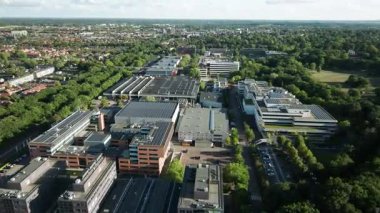 Mediapark Hilversum 'da şehir geçmişi olan hava Hollanda stüdyoları ve binalar