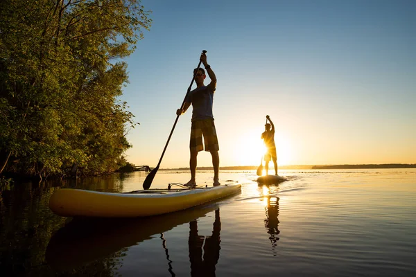 Hommes Amis Naviguent Sur Des Planches Sup Dans Rayon Soleil — Photo