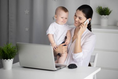 kadın para kazanır