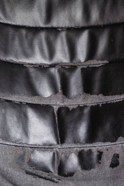 Eskimiş Siyah Ofis Sandalyesi hasarı