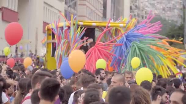 テッサロニキ ギリシャ 2018 がプライドの日を祝っています — ストック動画