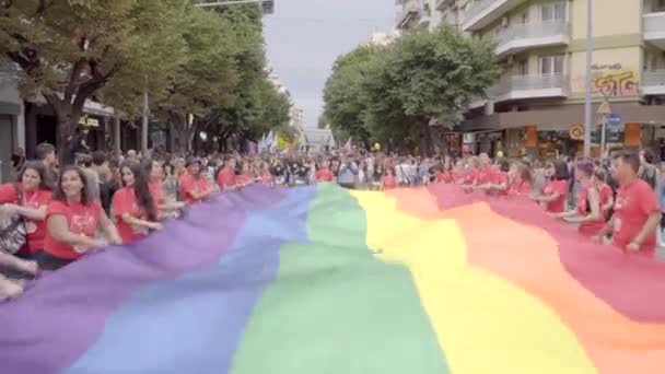 Tesalónica Grecia Junio 2018 Gente Celebra Día Del Orgullo Con — Vídeos de Stock