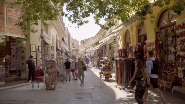 Atene Grecia Giugno 2018 Bella Strada Nel Vecchio Quartiere Plaka — Video Stock