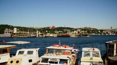 Istanbul, Türkiye - Haziran 2018: Galatasaray Adası, boğaz.