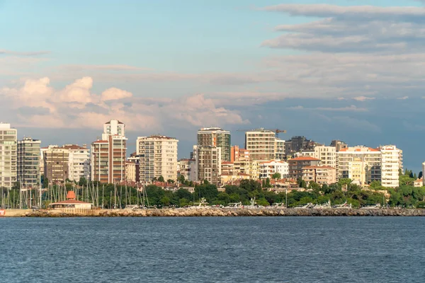 Kalamış kadıköy sahil, Istanbul.