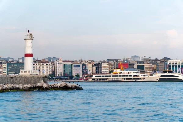 Стамбул Турция Июль 2018 Года Маяк Проливе Босфор — стоковое фото