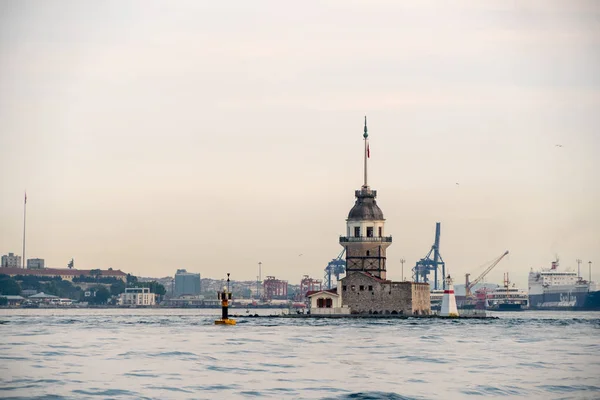Istambul Turquia Julho 2018 Torre Donzela Kiz Kulesi Istambul — Fotografia de Stock